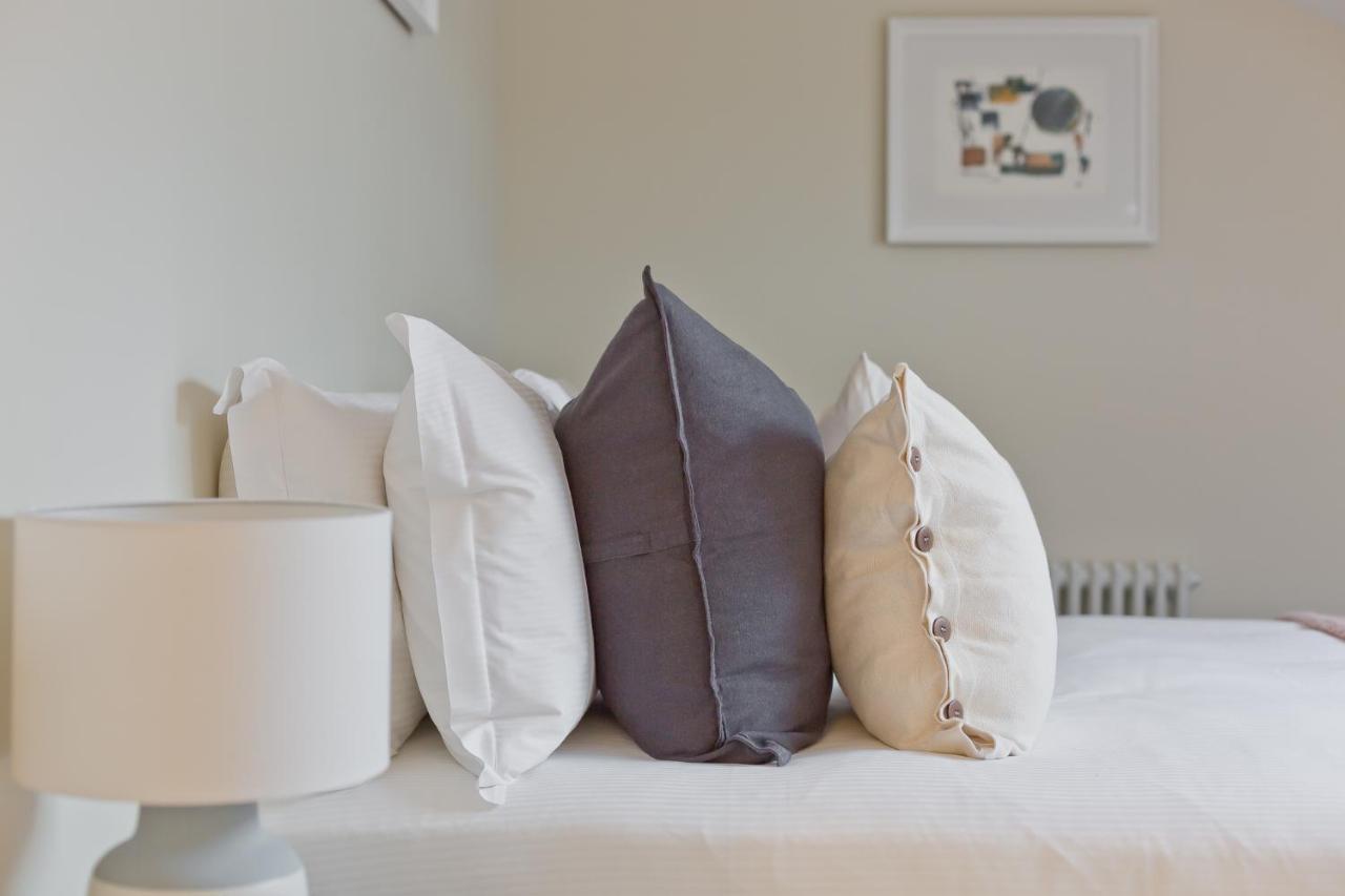 Sandgate Chapel - Self Check In Apartments เพนริท ภายนอก รูปภาพ